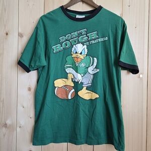 Disney Donald Duck CFL Saskatchewan RoughRiders Football Mens Shirt Medium